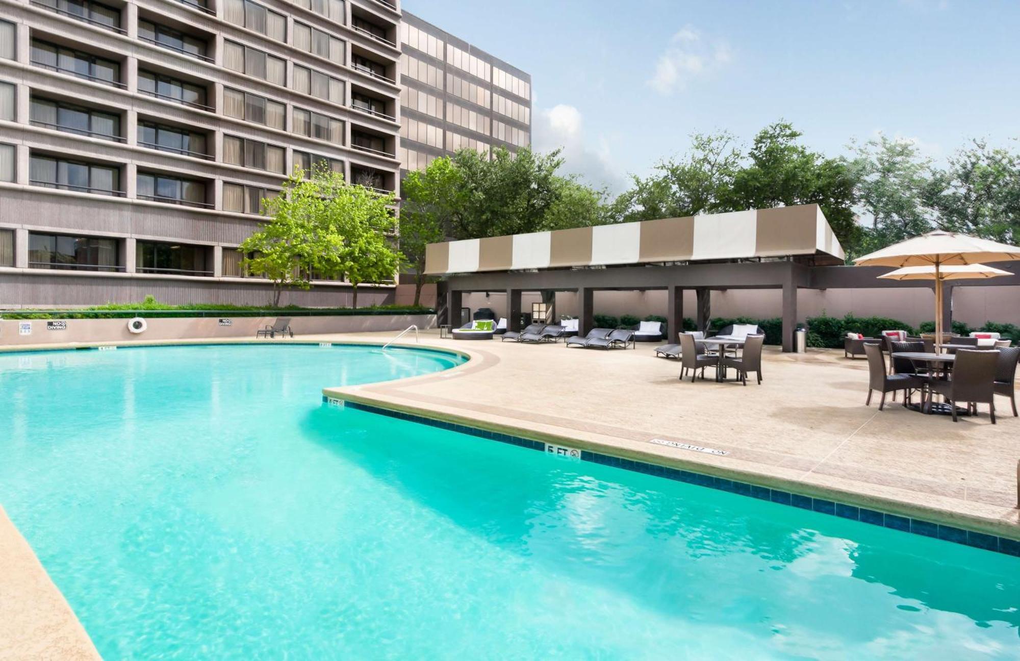 Doubletree By Hilton Hotel & Suites Houston By The Galleria Eksteriør bilde