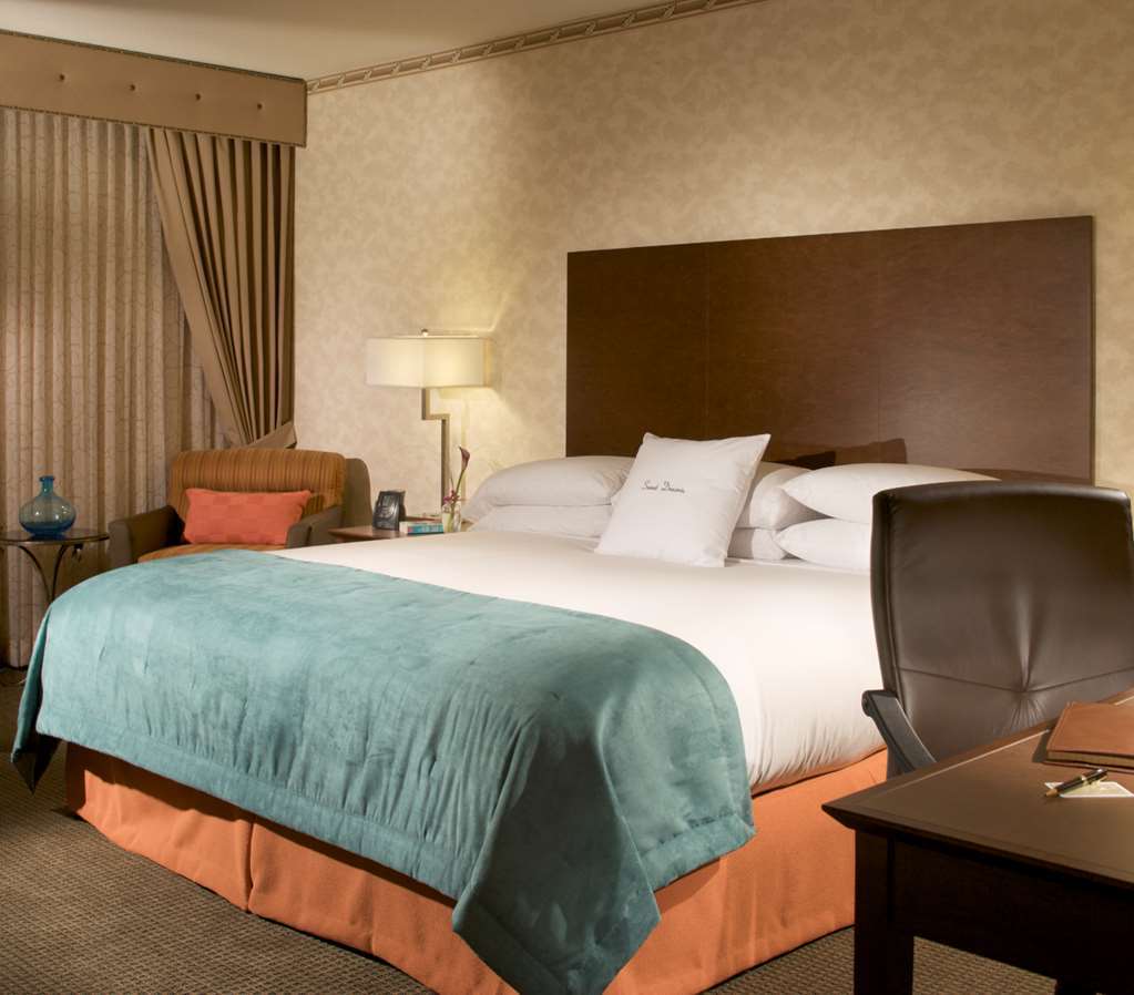 Doubletree By Hilton Hotel & Suites Houston By The Galleria Eksteriør bilde